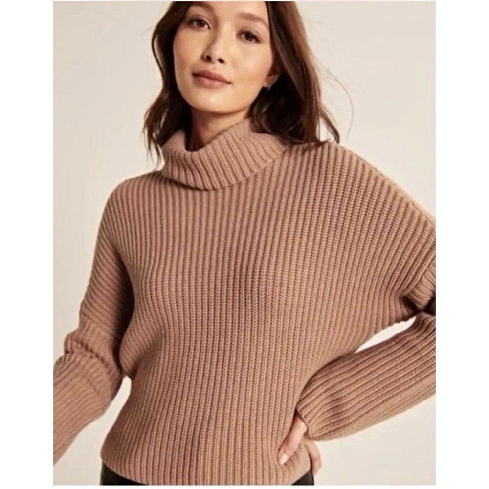 Abercrombie & Fitch Women’s S Brown Ribbed Turtleneck Knit Sweater cozy fall